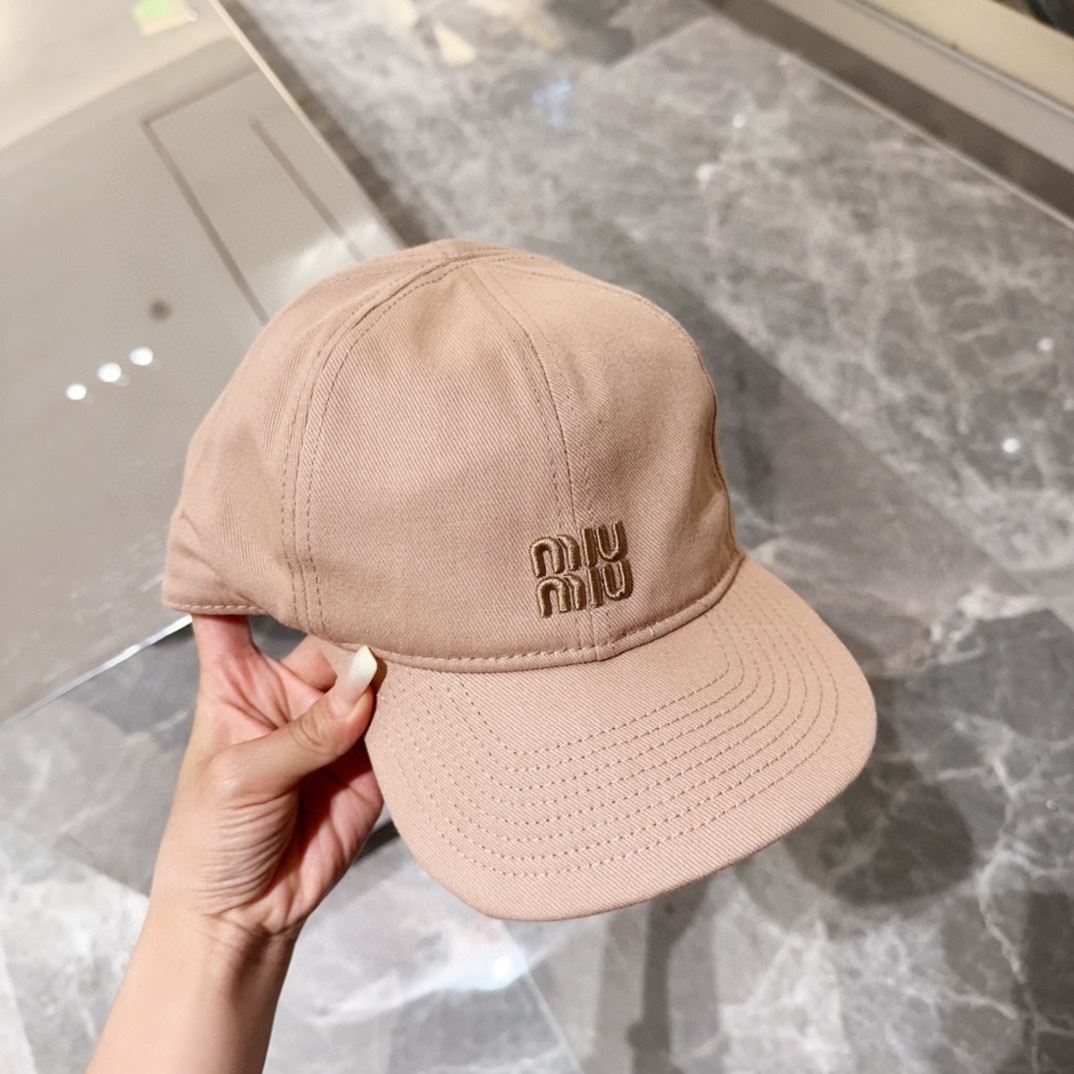 Miu Miu Caps